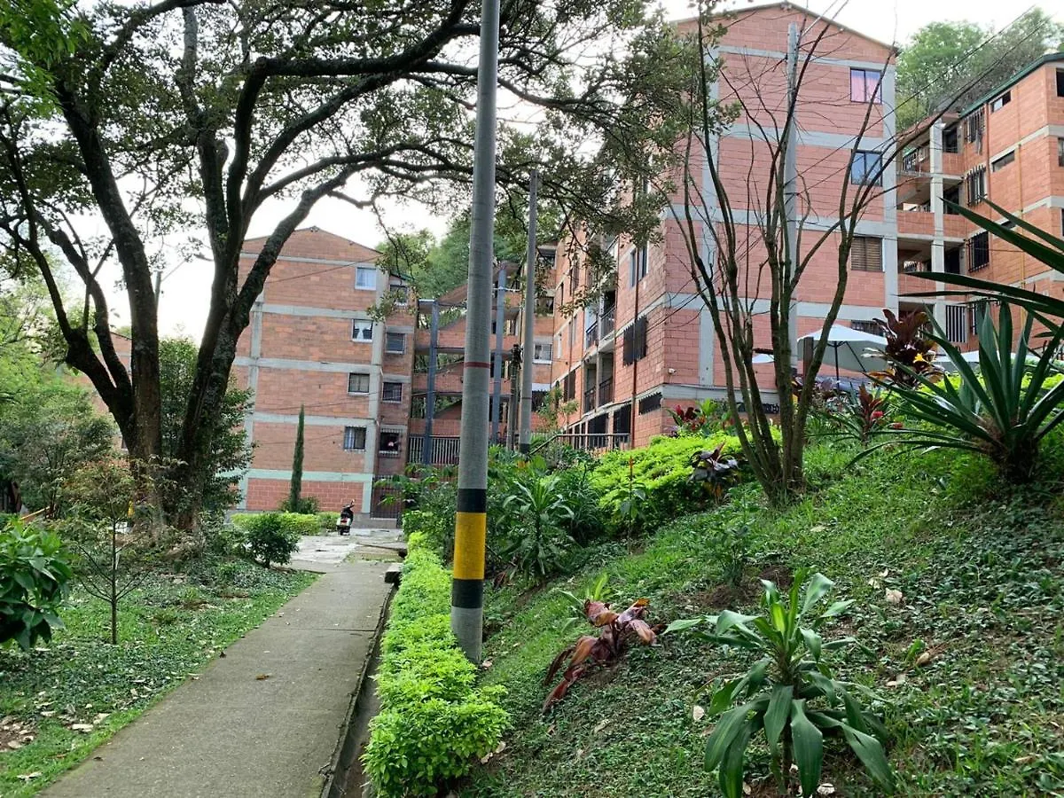 Acogedor Apartamento Urbanizacion Tricentenario Medellín Colombia