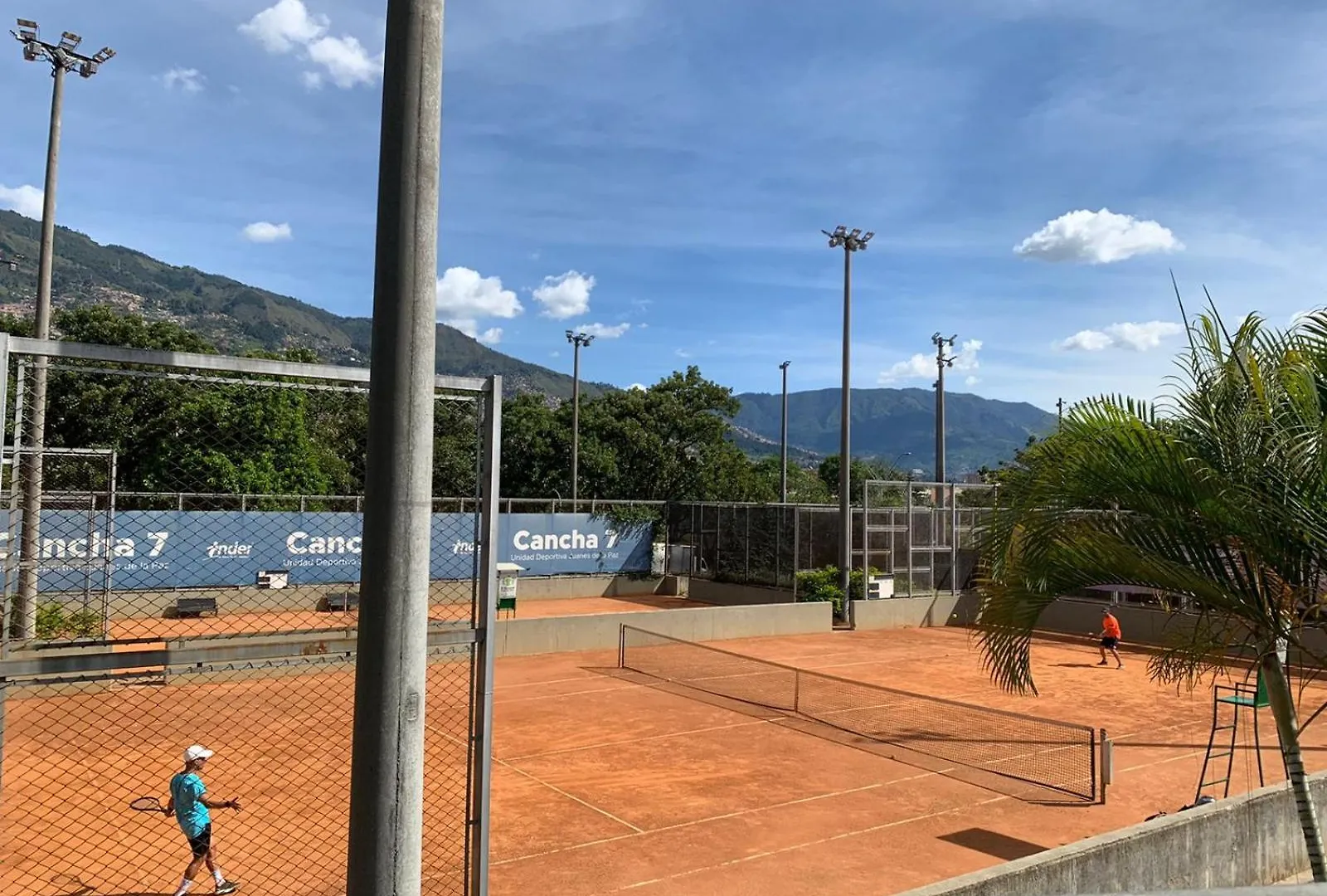 Acogedor Apartamento Urbanizacion Tricentenario Medellín
