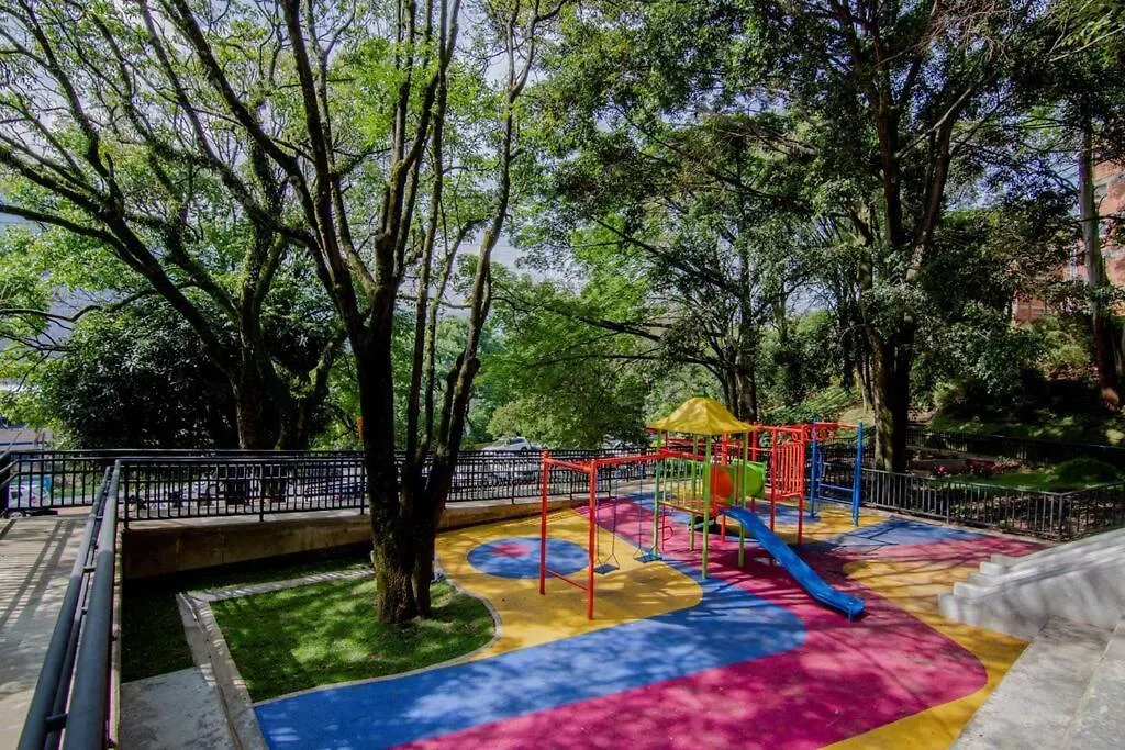 Acogedor Apartamento Urbanizacion Tricentenario Medellín 0*,
